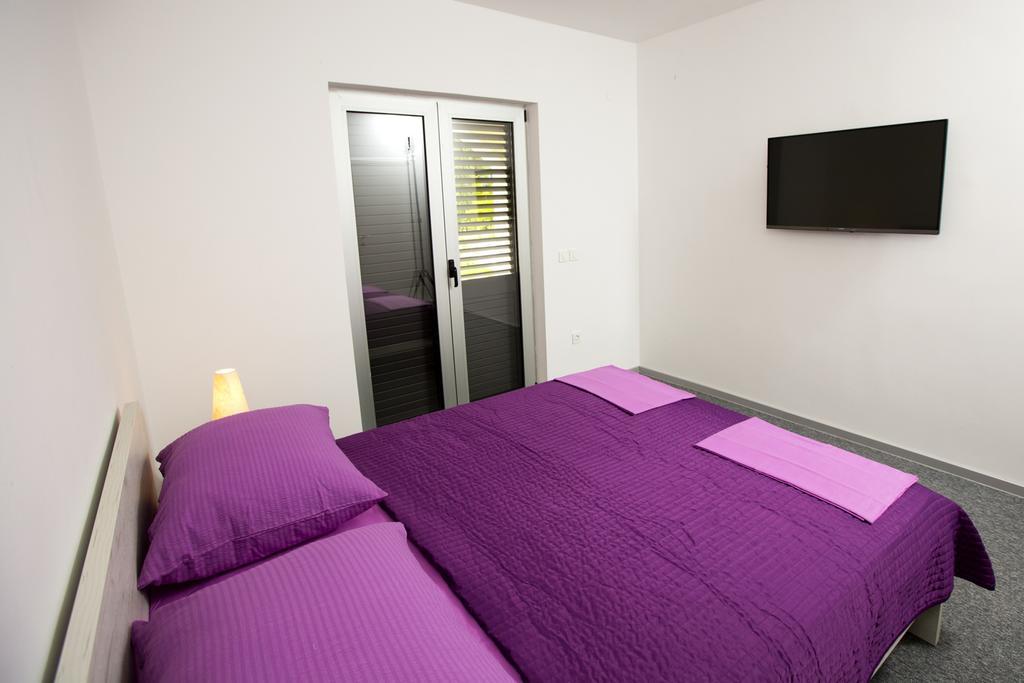 Apartments Bago Trogir Eksteriør bilde