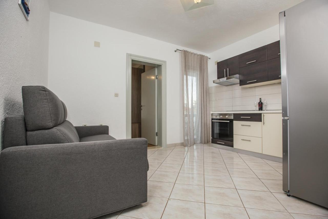 Apartments Bago Trogir Eksteriør bilde