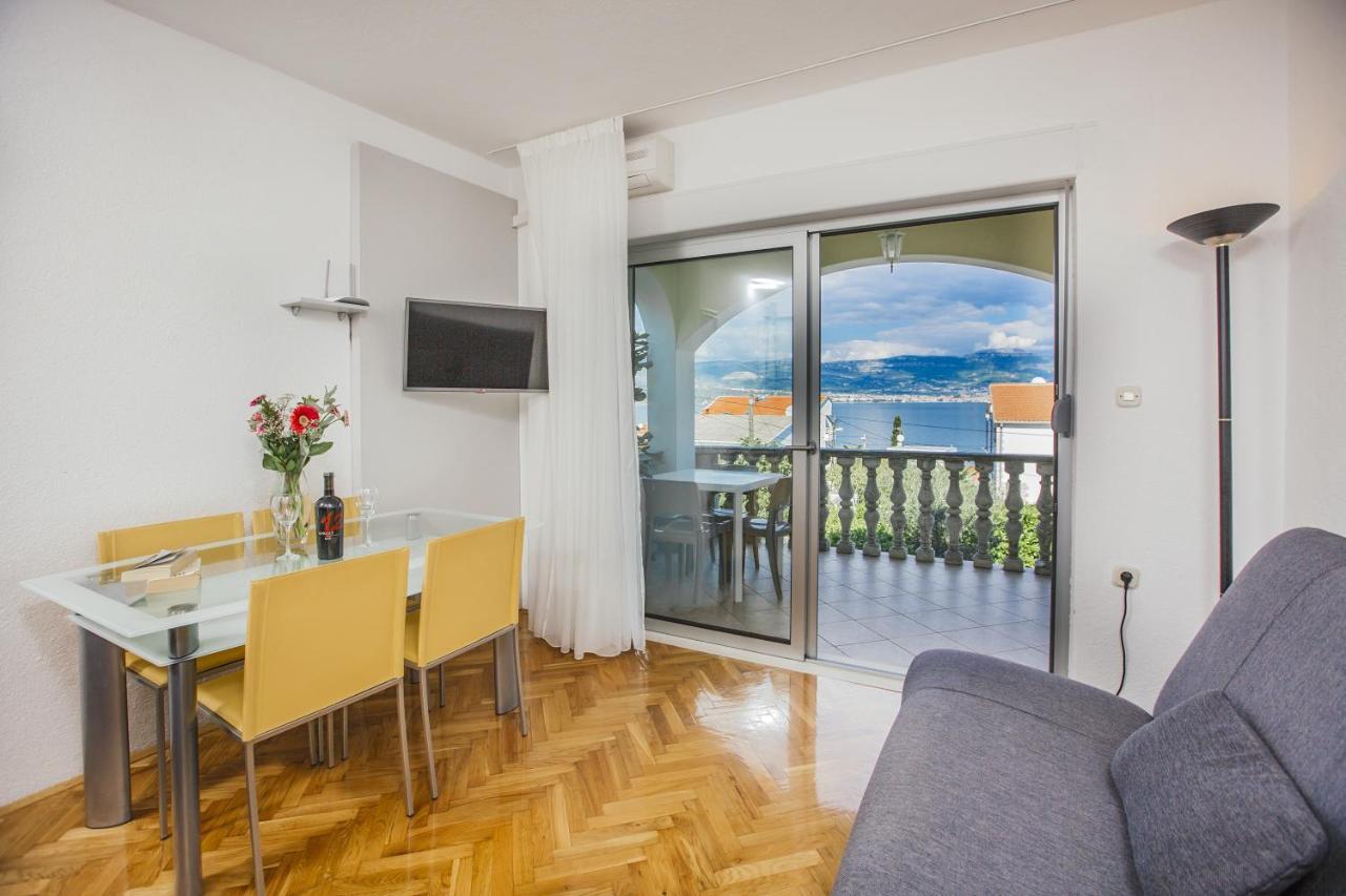 Apartments Bago Trogir Eksteriør bilde